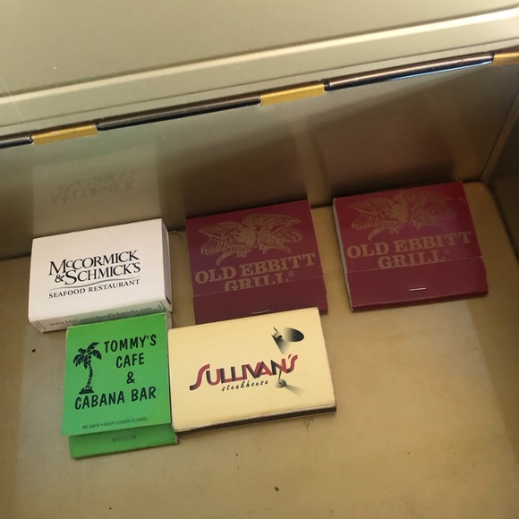 World Trade Center Vintage matches Windows on the World; Rainbow Room & more - Picture 9 of 10